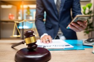 5 RAISONS POUR LESQUELLES VOTRE ENTREPRISE POURRAIT AVOIR BESOIN D'UN AVOCAT